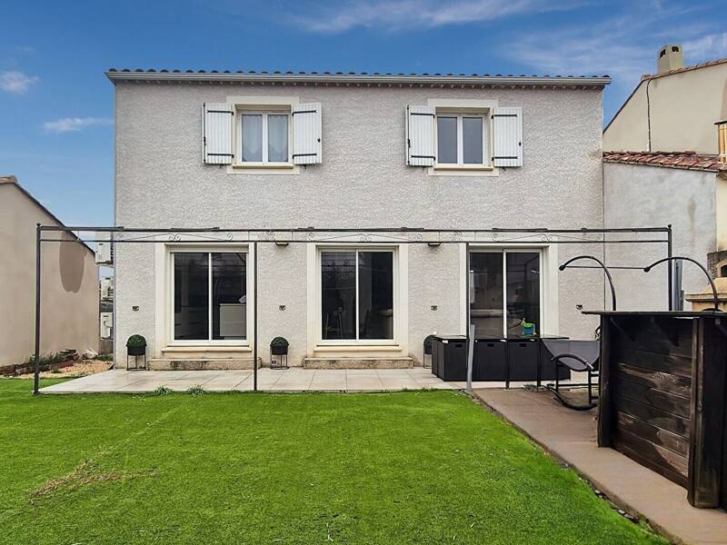 Maison à vendre, 111m², CHATEAURENARD