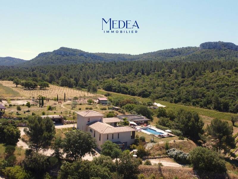 Maison à vendre, 320m², ROQUEFORT LA BEDOULE