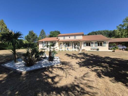 Pavillon à vendre 418 000 € 8 pièces 5 chambres 205 m² 3 416 m² de terrain Saint-Brice-sur-Vienne 87200