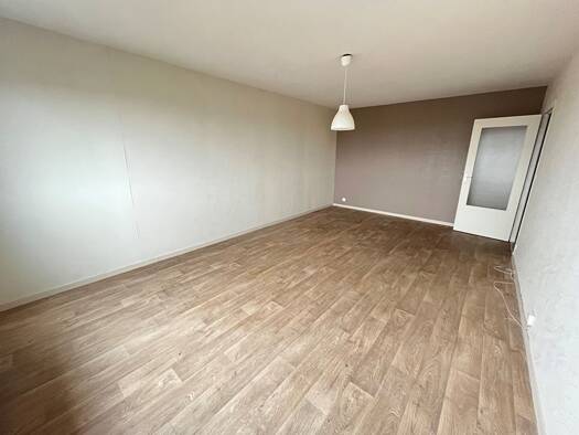 Appartement à louer 511 € 1 pièce 33 m² 6ème étage Canteleu-Ampere Lambersart 59130