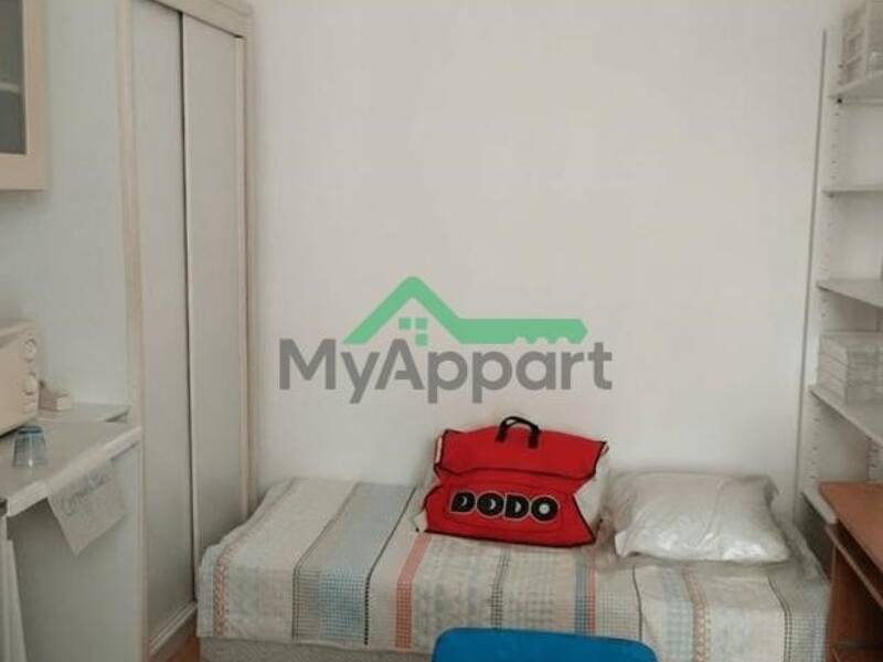 Maison à louer, 12m², PARIS 20E