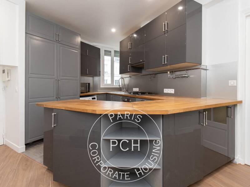 Maison à louer, 97m², PARIS 9E