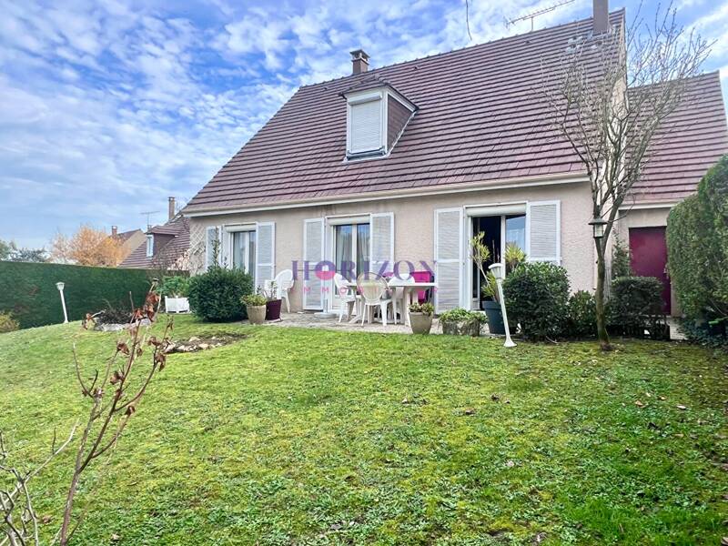 Maison à vendre, 125m², LA CHAPELLE EN SERVAL