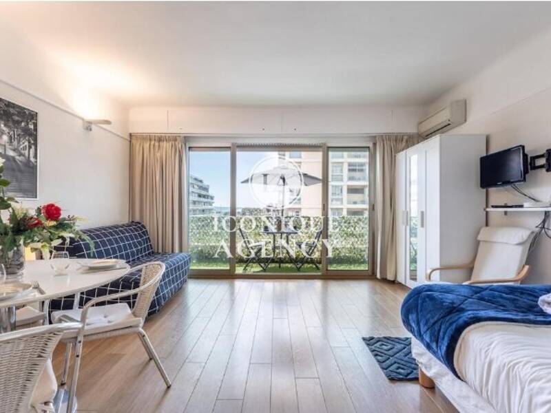 Maison à louer, 36m², CANNES