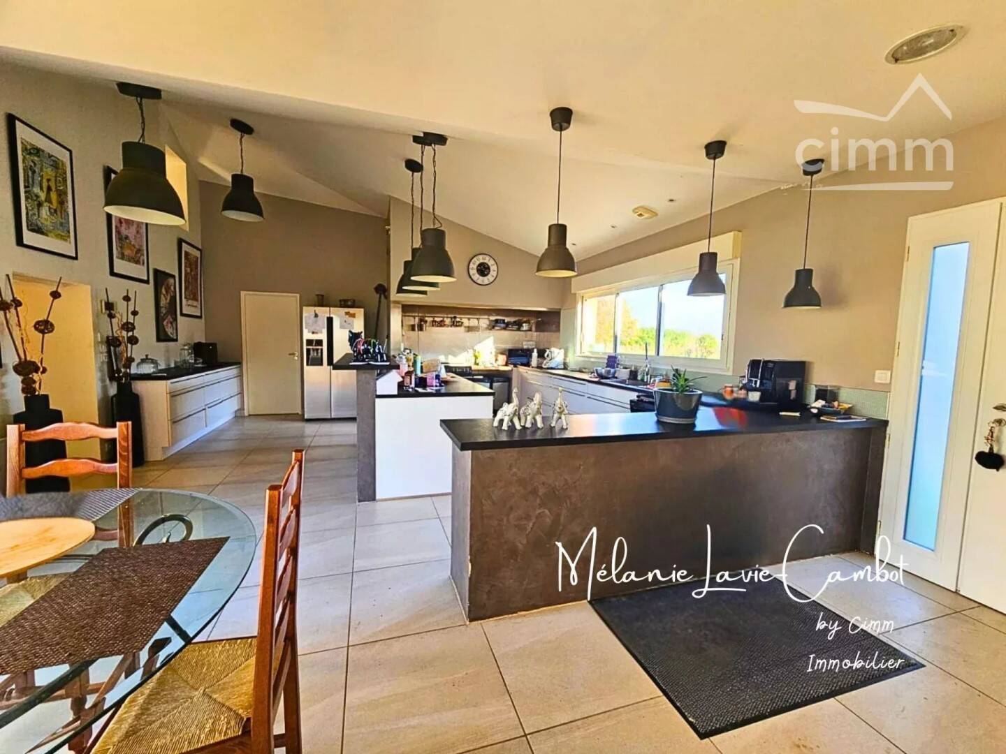 Maison à vendre, 370m², SAINT CHRISTOLY DE BLAYE