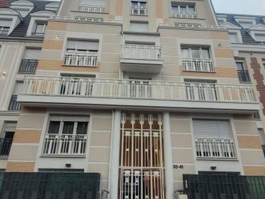 Appartement à louer 1 300 € 3 pièces 2 chambres 63 m² RDC Mathilde Emilie Le Blanc-Mesnil 93150