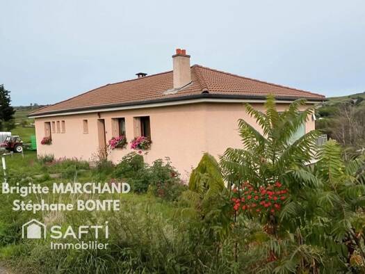 Pavillon à vendre 244 000 € 6 pièces 2 chambres 110 m² 4 010 m² de terrain Le Monastier-sur-Gazeille 43150