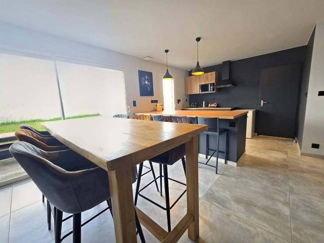Maison à vendre, 107m², SAINT JEAN DE LIVERSAY