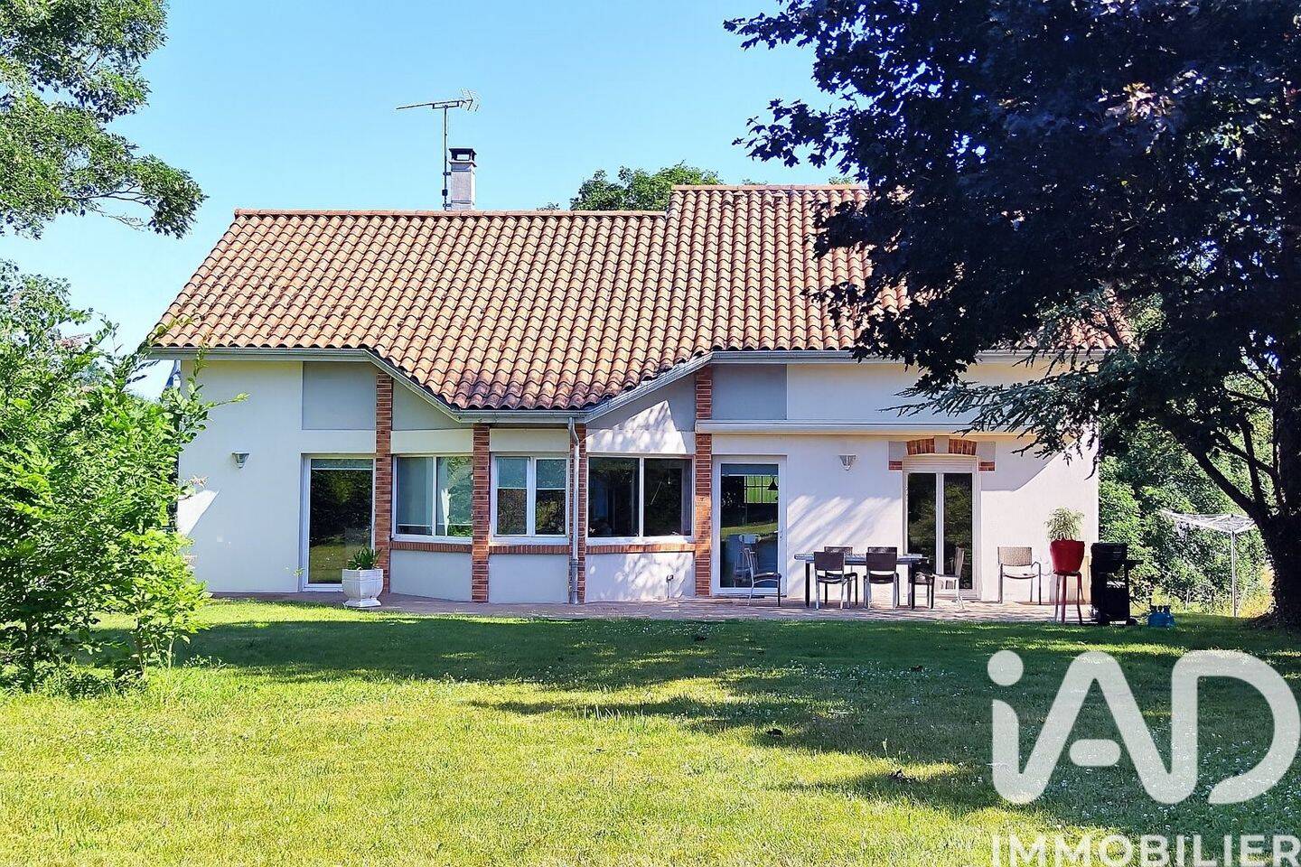 Maison à vendre, 161m², SAINT REMY SUR BUSSY