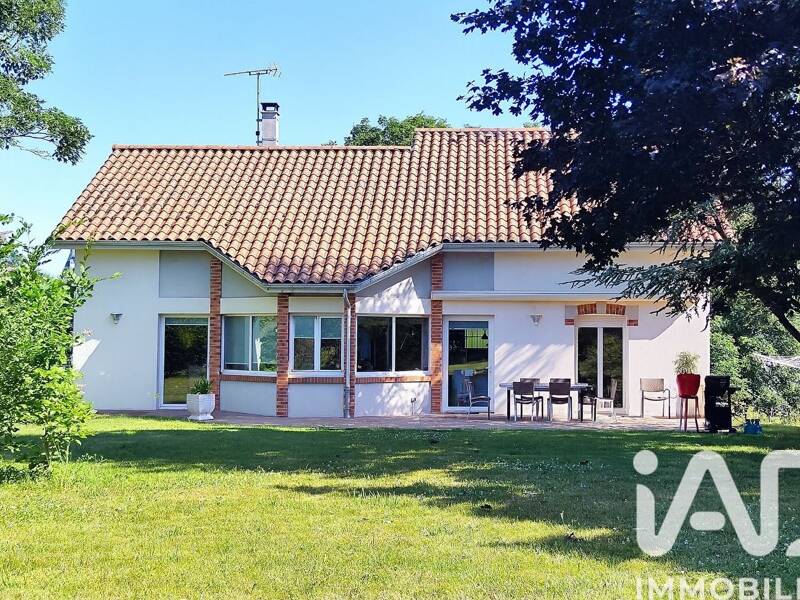 Maison à vendre, 161m², SAINT REMY SUR BUSSY