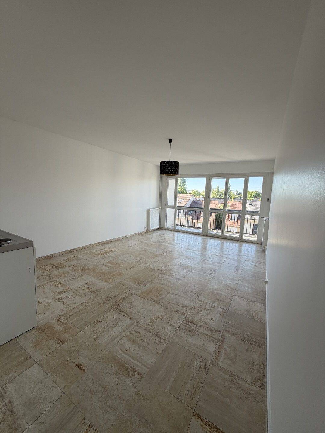 Maison à louer, 45m², MONTREUIL