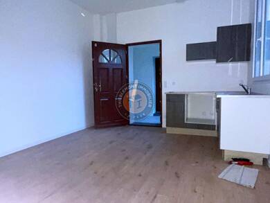 Appartement à louer 530 € 2 pièces 1 chambre RDC La Fère 02800