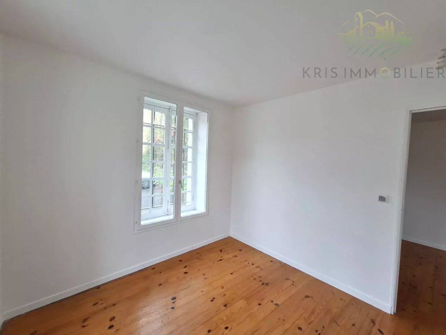 Maison à louer, 83m², MONTREUIL AUX LIONS