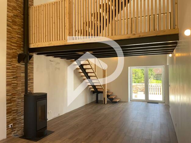 Maison à vendre - Première occupation 243 000 € 6 pièces 4 chambres 161 m² 411 m² de terrain Voyer 57560