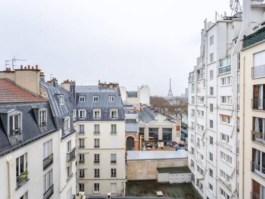 Appartement à vendre 680 000 € 1 pièce 42,5 m² Étage 6/8 Auteuil Sud Paris 16ème arrondissement 75016