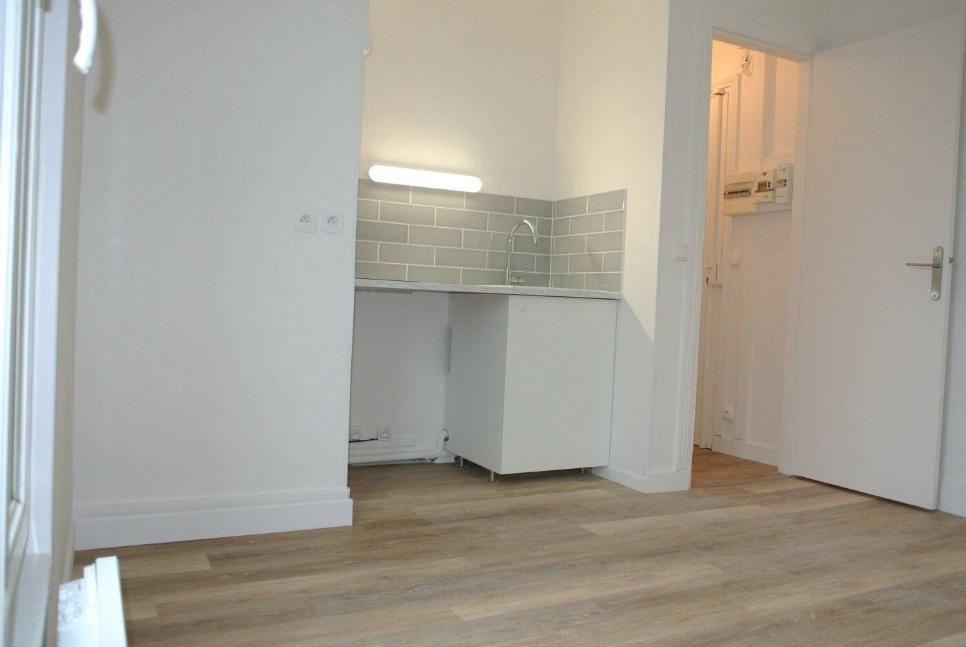 Maison à louer, 24m², IVRY SUR SEINE