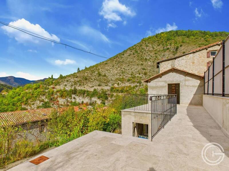 Maison à vendre, 137m², LANTOSQUE