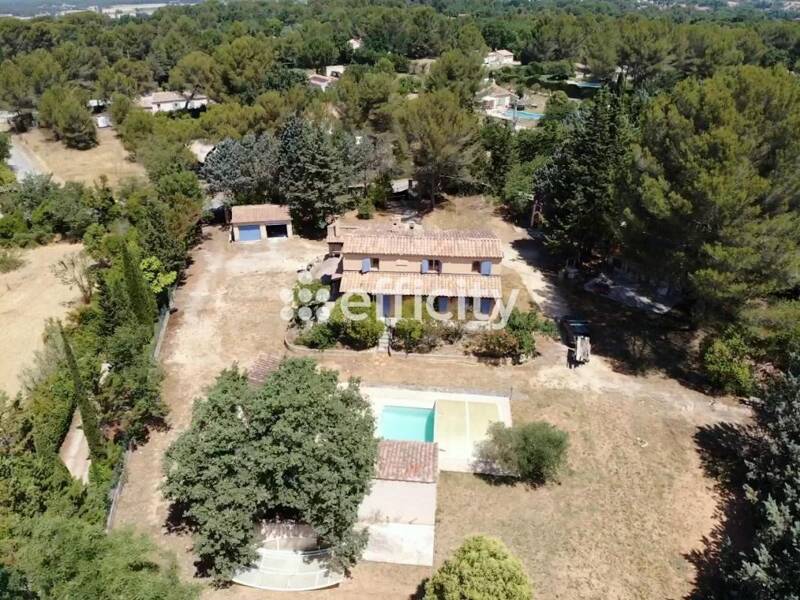 Maison à louer, 150m², SAINT CANNAT