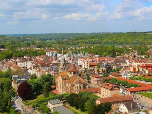 Local commercial à vendre 152 000 € 65 m² de surface de vente Centre Ville Centre et Nord Coulommiers 77120