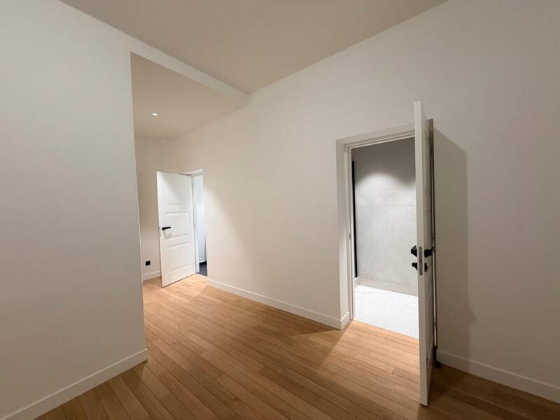 Maison à louer, 65m², PARIS 8E