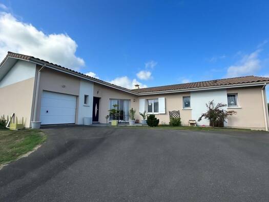 Maison à vendre 325 000 € 5 pièces 4 chambres 135 m² 1 033 m² de terrain Amou 40330