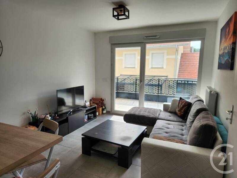 Maison à louer, 40m², SAINT PIERRE EN FAUCIGNY