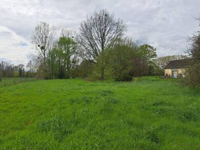 Terrain constructible à vendre 45 000 € 371 m² de terrain Teloché 72220