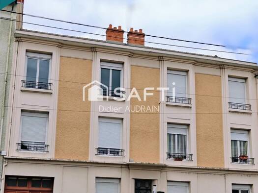 Appartement à vendre 64 000 € 3 pièces 2 chambres 59 m² Étage 2/2 La Caserne-Les Guineberts Montluçon 03100