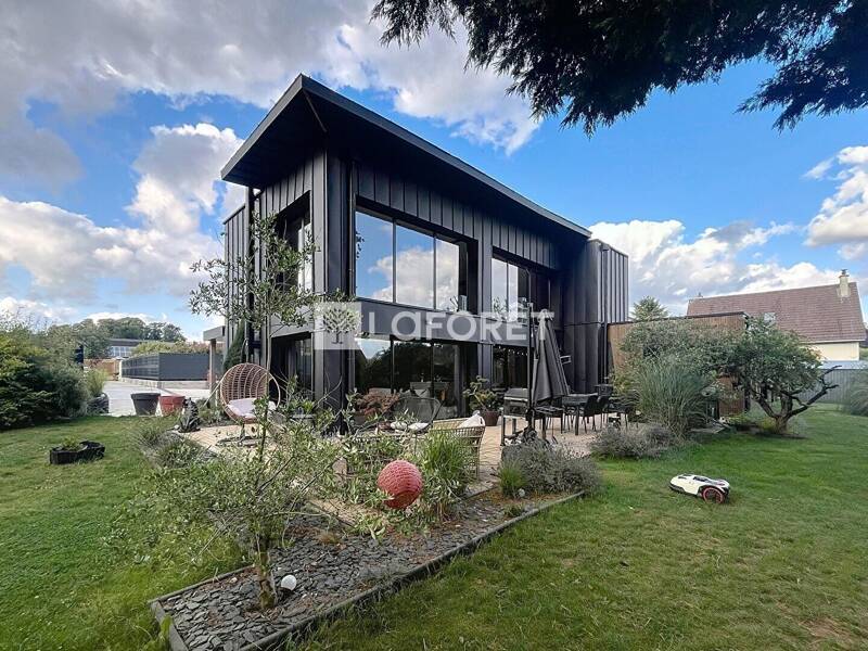 Maison à vendre, 204m², SAINT OUEN DE THOUBERVILLE