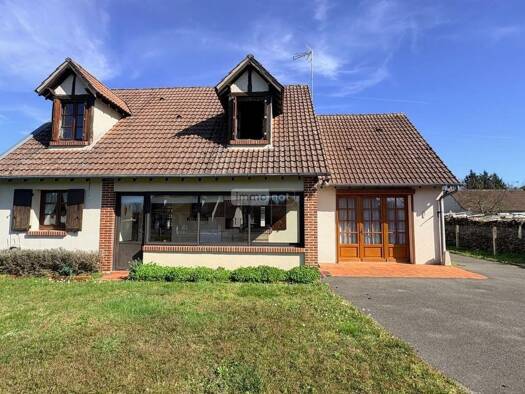 Maison à vendre 163 370 € 5 pièces 4 chambres 117 m² 746 m² de terrain Souesmes 41300