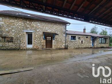 Maison à vendre 199 000 € 6 pièces 3 chambres 160 m² 3 843 m² de terrain Rouffignac-de-Sigoulès 24240