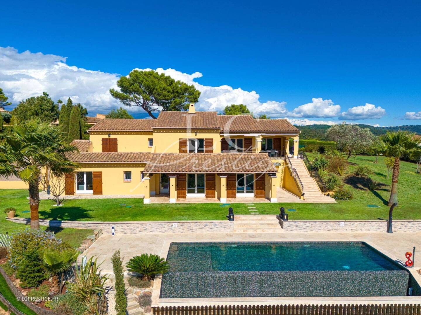 Maison à vendre, 281m², LES ADRETS DE L'ESTEREL