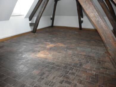Appartement à louer 710 € 3 pièces 2 chambres 117 m² RDC Courville sur Eure 28190