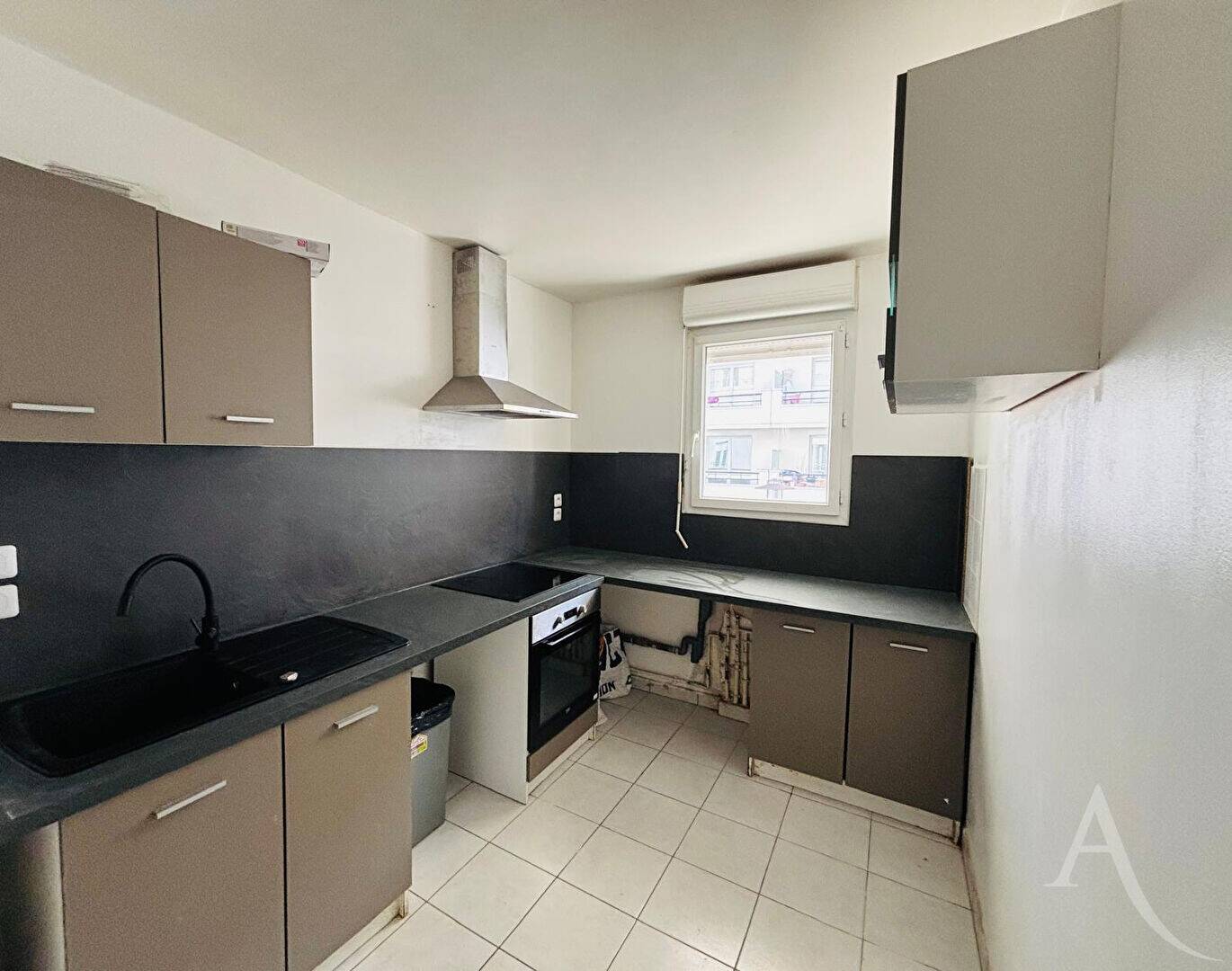 Maison à louer, 84m², MANTES LA JOLIE
