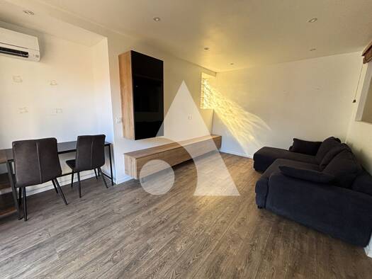 Appartement à louer 1 440 € 4 pièces 3 chambres 83 m² Étage 2/2 Centre Ville Valserhone 01200