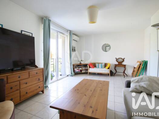 Appartement à vendre 193 800 € 4 pièces 2 chambres 60,59 m² Étage 1/2 Centre Castelginest 31780