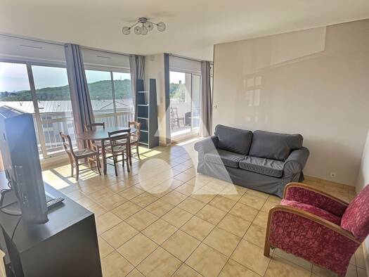 Appartement à vendre 189 000 € 4 pièces 3 chambres 81 m² Étage 9/13 Hôtel de Ville-Fontaine Bertin Franconville 95130