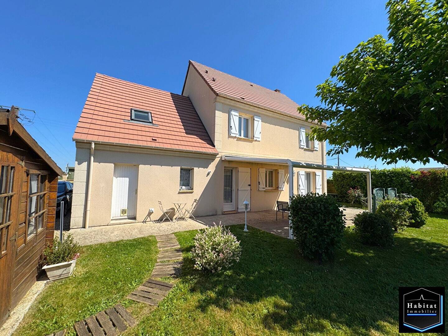 Maison à vendre, 140m², PEROY LES GOMBRIES