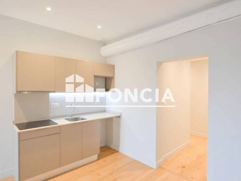 Maison à louer, 58m², NIMES