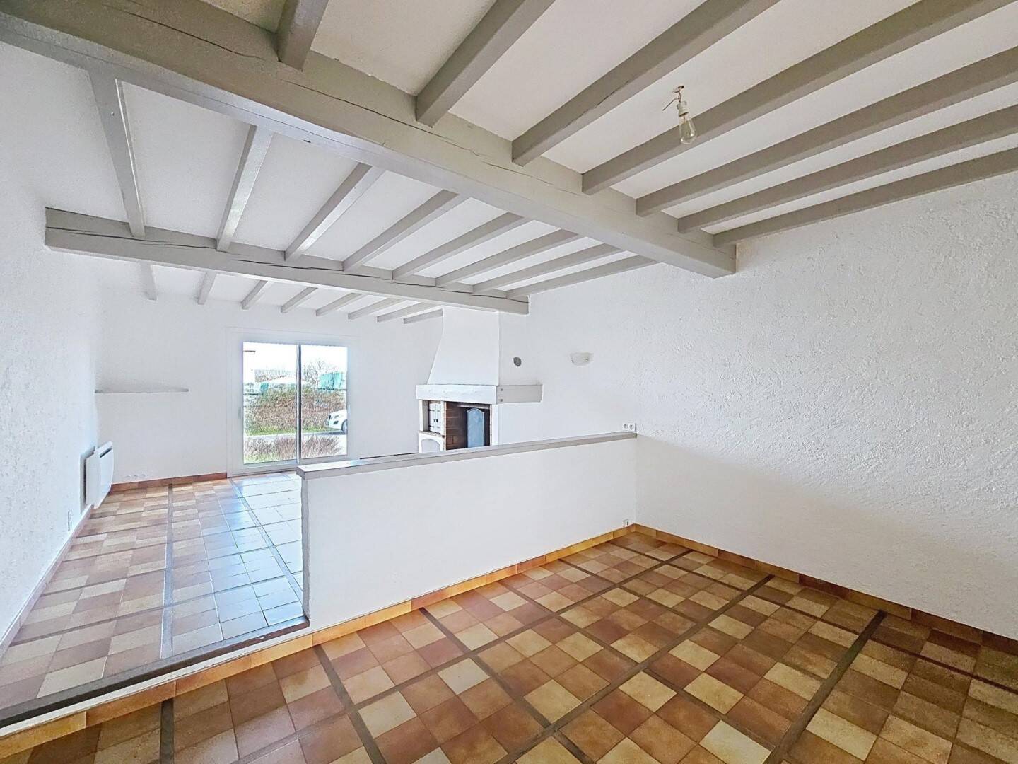 Maison à vendre, 120m², VILLENEUVE LA COMPTAL