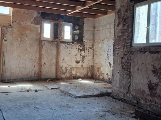 Maison à vendre 139 000 € 4 pièces 3 chambres 147 m² 120 m² de terrain Centre Ville-Fin de la Guerre Tourcoing 59200
