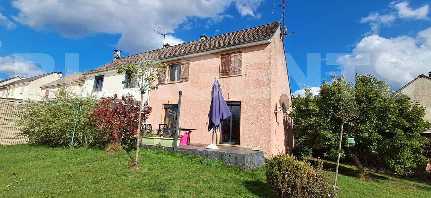 Maison à vendre, 110m², VIVIER AU COURT