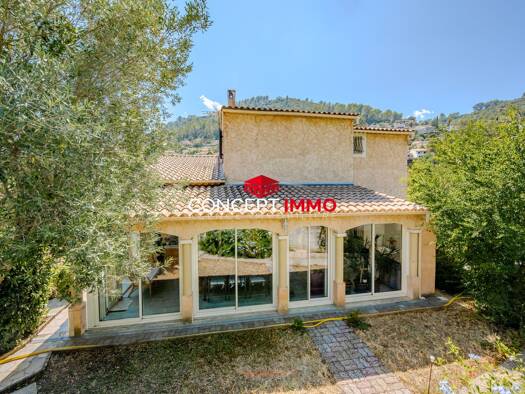 Maison à vendre 429 000 € 4 pièces 3 chambres 120 m² 505 m² de terrain Solliès-Toucas 83210