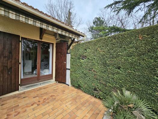 Maison à louer 700 € 2 pièces 1 chambre 29,1 m² Saint-Vallier-de-Thiey 06460