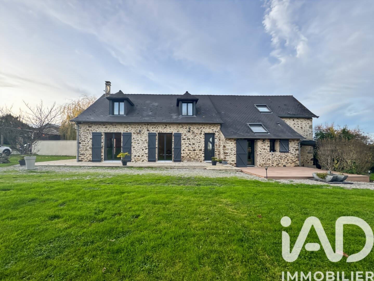 Maison à vendre, 176m², L'HUISSERIE