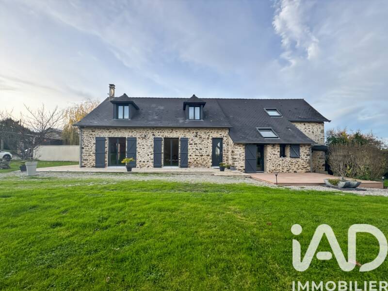 Maison à vendre, 176m², L'HUISSERIE