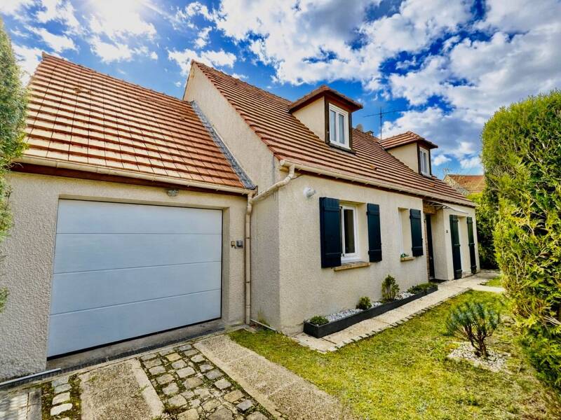 Maison à vendre, 111m², ORRY LA VILLE