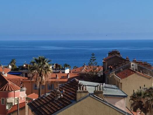 Appartement à vendre 318 000 € 2 pièces 1 chambre 40,97 m² Étage 3/3 Bioves-Casino Menton 06500