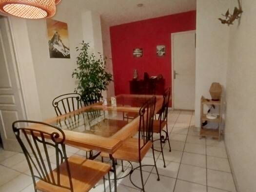 Appartement à louer 830 € 4 pièces 3 chambres 68 m² Étage 2/4 Val des Roses Albertville 73200