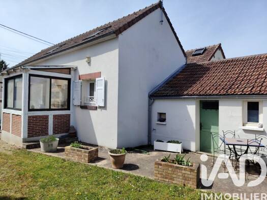 Maison à vendre 238 000 € 4 pièces 2 chambres 81,5 m² 694 m² de terrain Rechèvres-Bas Menus-Boulevard Chartres 28000